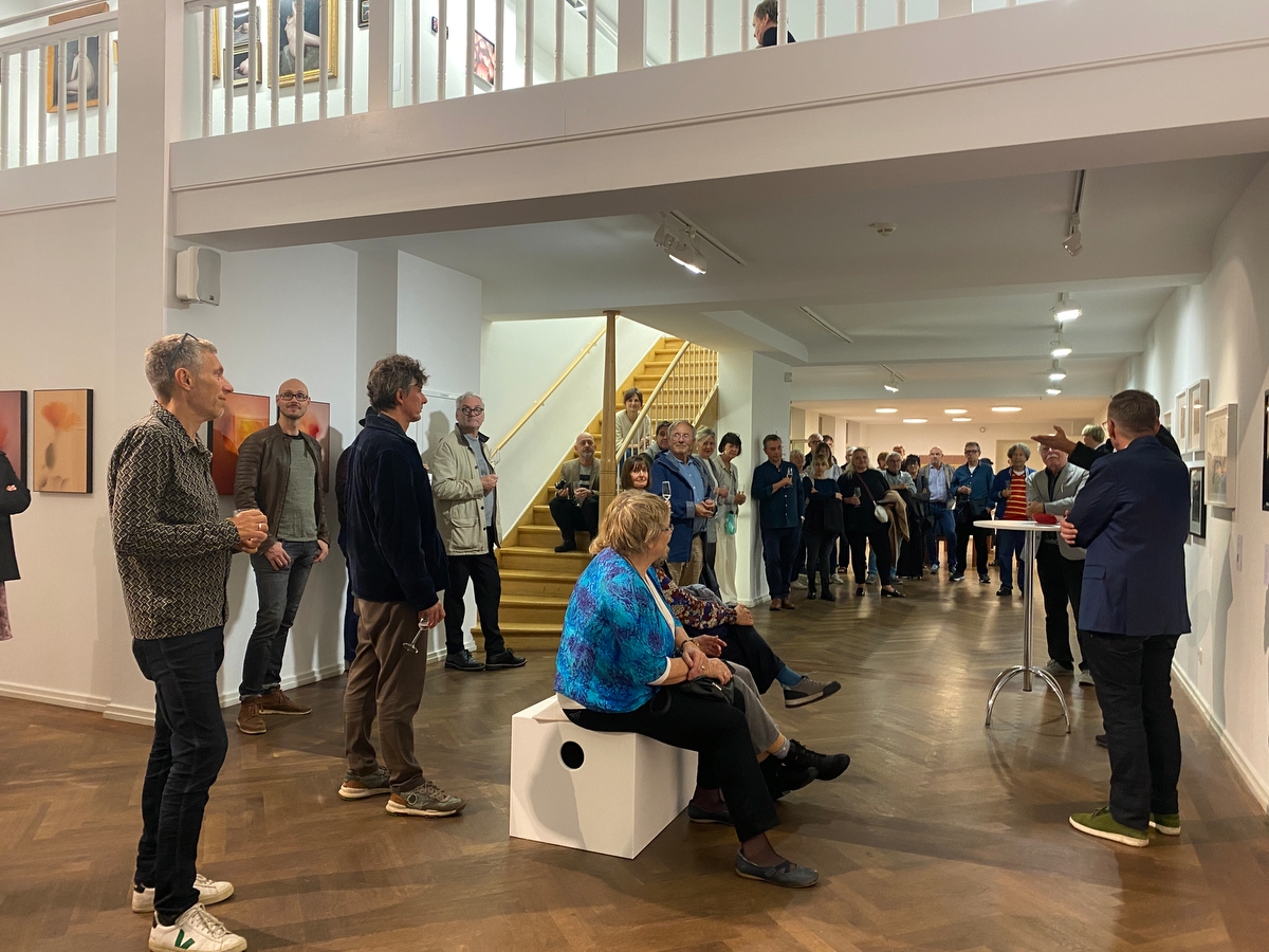 Vernissage selected views group exhibition